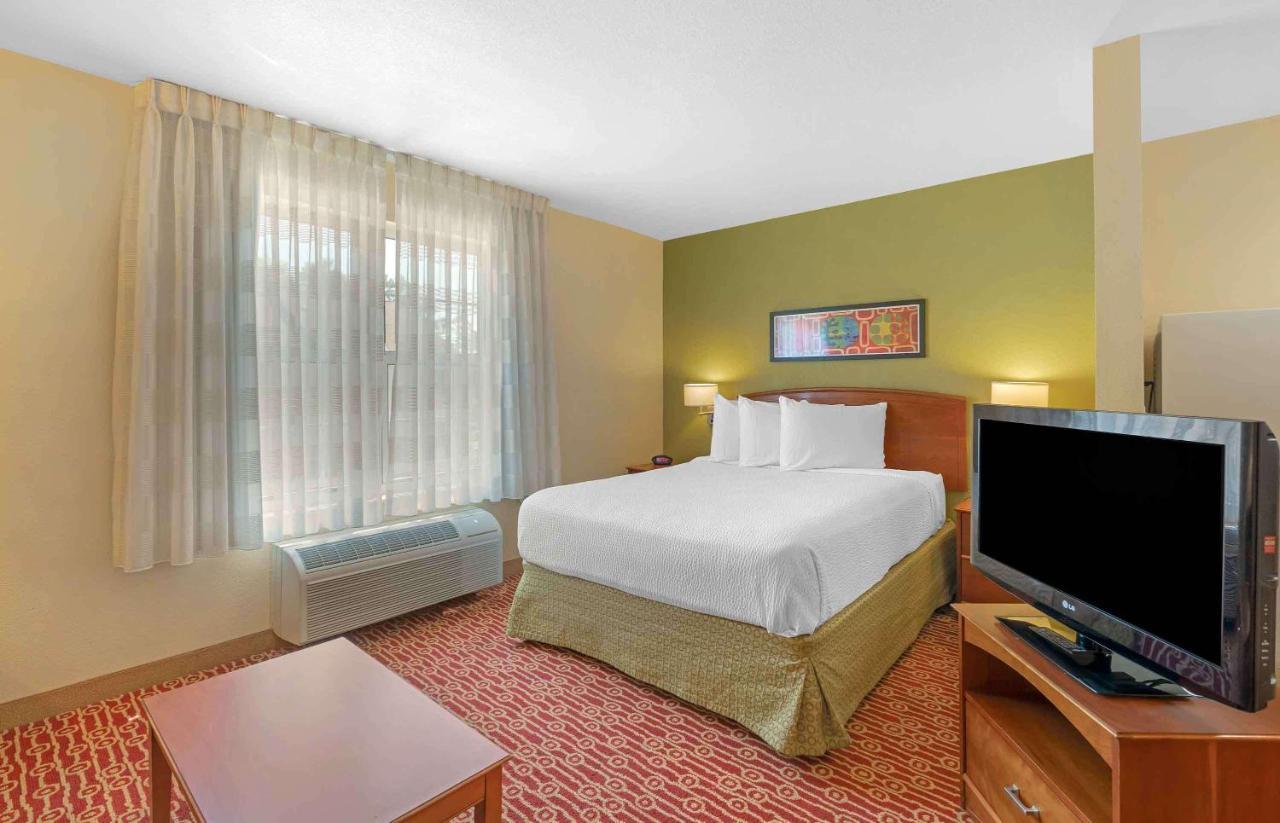เอ็กซ์เทนเดด สเตย์ อเมริกา - นิวพอร์ต นิวส์ - ยอร์กทาวน์ Hotel นิวพอร์ตนิวส์ ภายนอก รูปภาพ